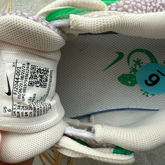 Nike GP Challenge 1 Premium size 6 Tennis Shoes Sports Hard Court .FJ2044-001. - Picture 13 of 14